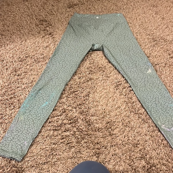 Tilyoucollapse shiny leggings - Picture 2 of 5